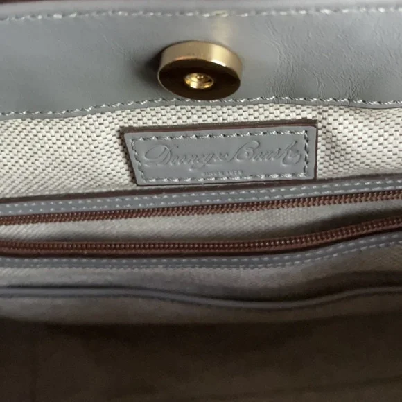 Dooney & Bourke City Flynn bag - Picture 5 of 13